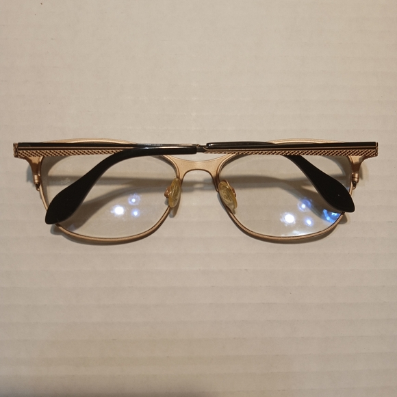 FYSH UK eyeglasses main image 4